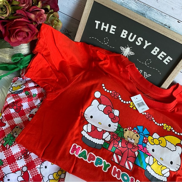 Hello Kitty HAPPY HOLIDAYS Christmas Pajama Set- Medium - Picture 10 of 12